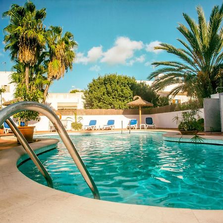 Hotel Martorell By Mhr Colonia de Sant Jordi Bagian luar foto
