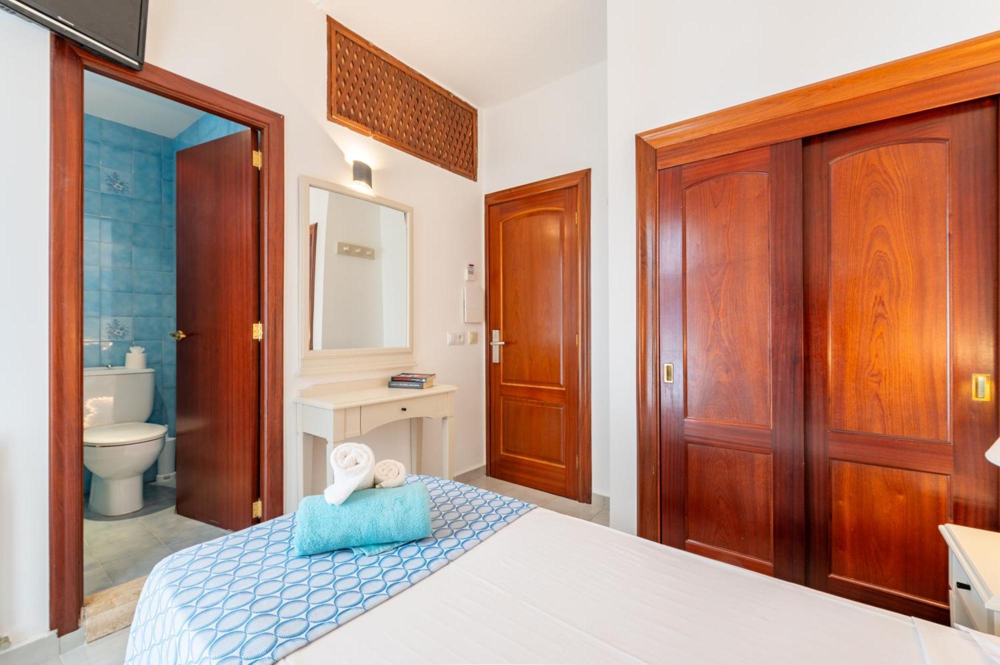 Hotel Martorell By Mhr Colonia de Sant Jordi Bagian luar foto