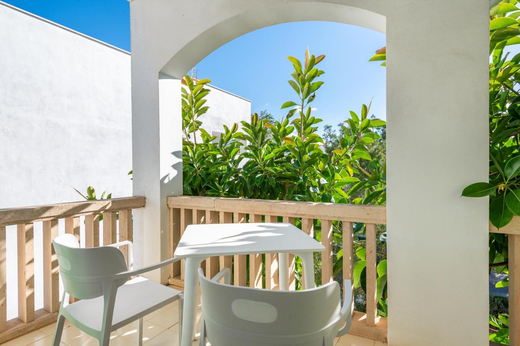 Hotel Martorell By Mhr Colonia de Sant Jordi Bagian luar foto