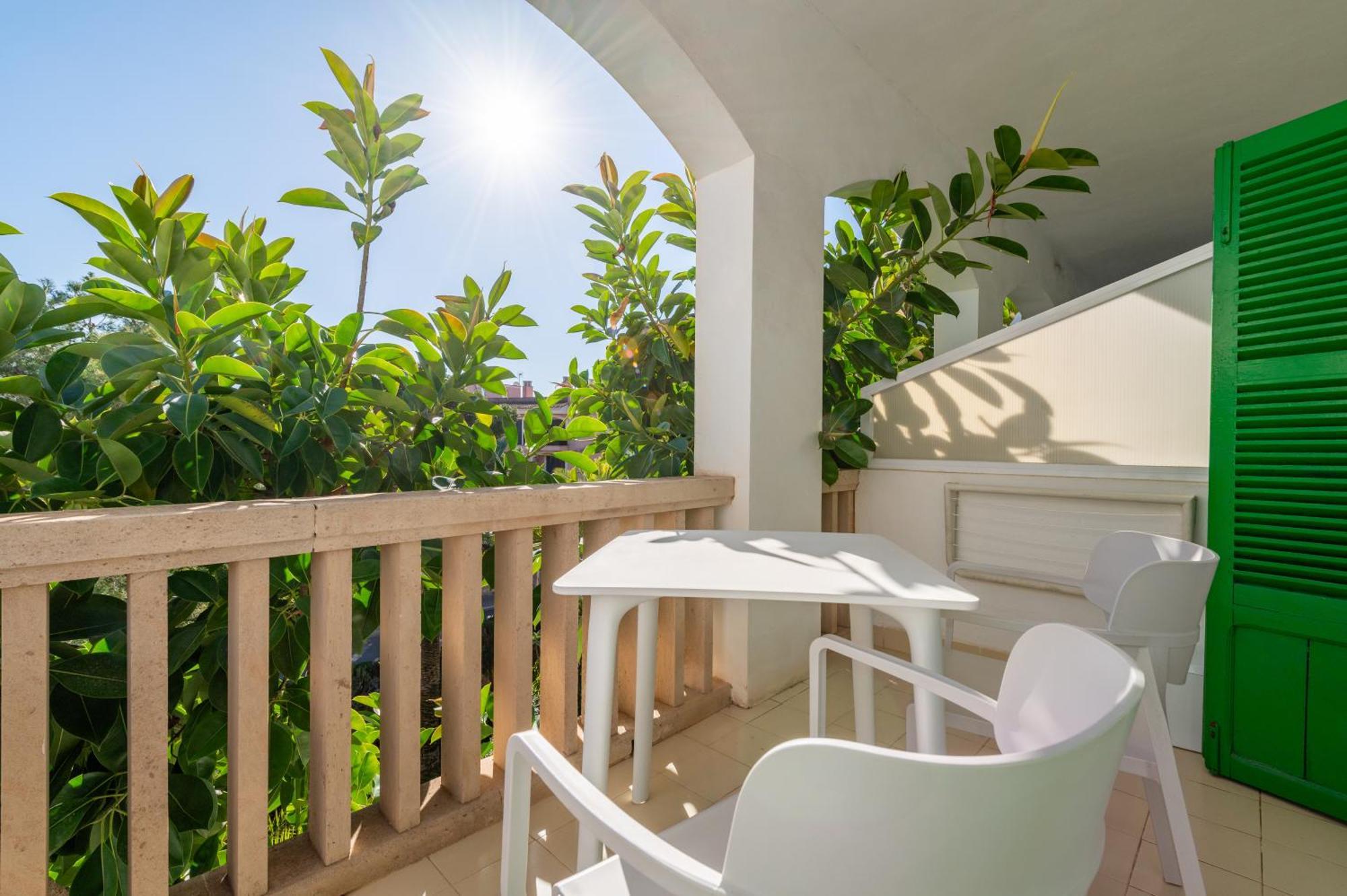 Hotel Martorell By Mhr Colonia de Sant Jordi Bagian luar foto