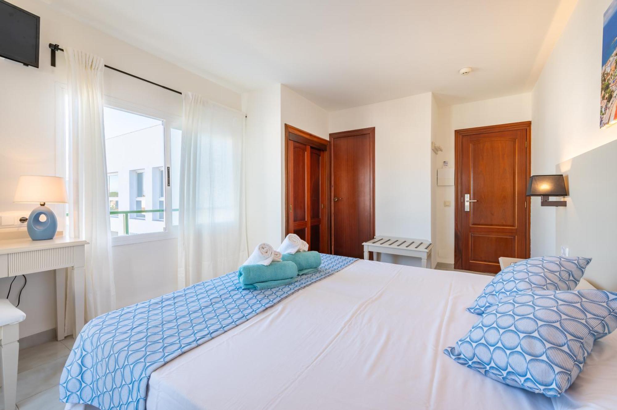 Hotel Martorell By Mhr Colonia de Sant Jordi Bagian luar foto